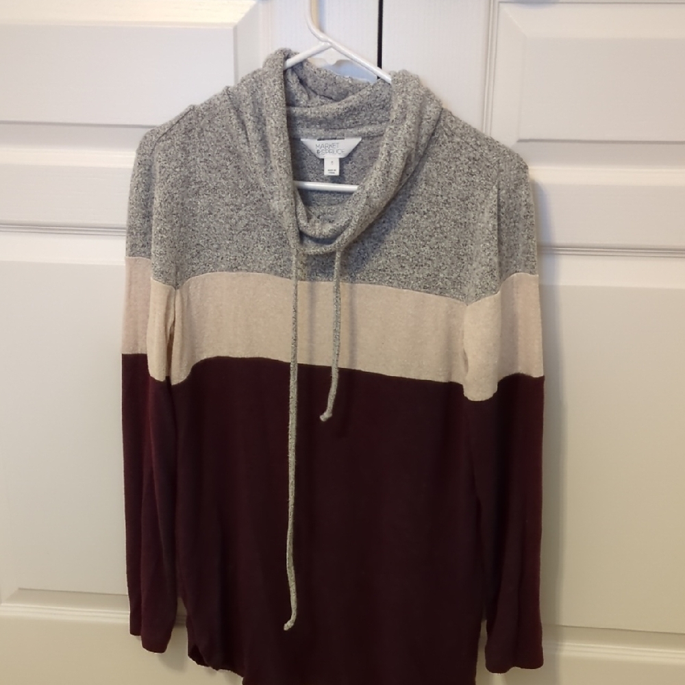 Market & Spruce Women's Sweater - Gray, Cream, and Cranberry